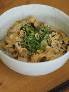 いろいろキノコ丼-レシピのメイン写真
