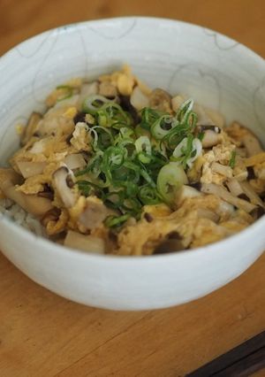 いろいろキノコ丼-レシピのメイン写真