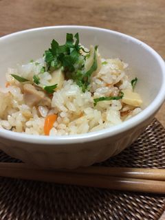 簡単美味しい炊き込みご飯-レシピのメイン写真