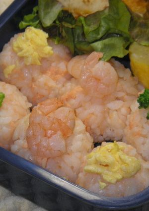 お弁当に☆お花見に☆春の手まりおにぎり-レシピのメイン写真