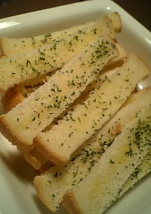 食パンでガーリックチーズスナック-レシピのメイン写真