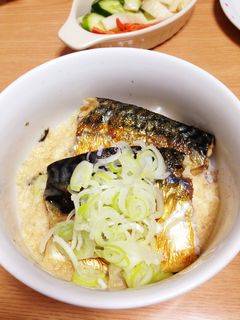 焼き鯖とトロロのおどんぶり♡-レシピのメイン写真