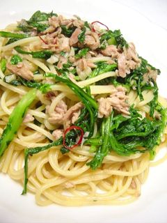 春菊とツナのピリ辛パスタ-レシピのメイン写真