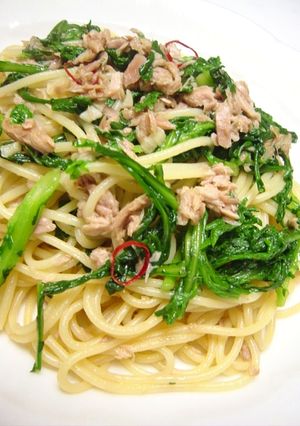 春菊とツナのピリ辛パスタ-レシピのメイン写真