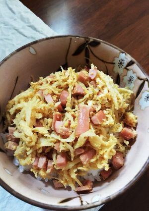 切干し卵ウィンナー丼★マヨ味噌味-レシピのメイン写真