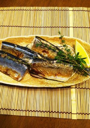 さんま塩焼き★ハーブ♪フライパンで簡単！-レシピのメイン写真