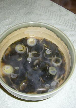 昆布茶で簡単・美味しい・お吸い物-レシピのメイン写真