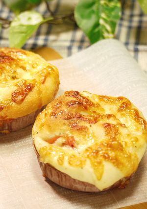 ハムチーズオニオンブレッド-レシピのメイン写真