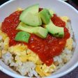 ピリ辛アボガドオムライス丼
