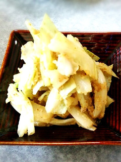 茹でキャベツのクルミ和え-レシピのメイン写真