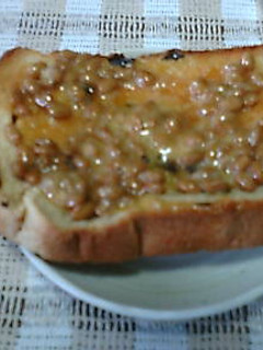 卵とろーり納豆トースト★-レシピのメイン写真