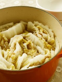 しょうゆ糀で簡単!白菜豚肉鍋-レシピのメイン写真