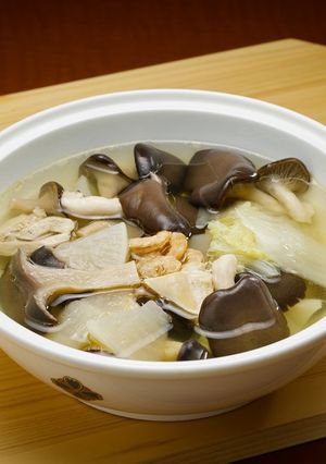 霜降りひらたけと鶏肉、大根の蒸煮スープ-レシピのメイン写真