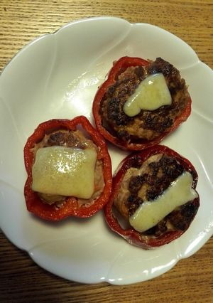 パプリカの肉詰め-レシピのメイン写真