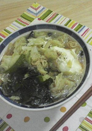 一人暮らし救世主☆たっぷりキャベラーメン-レシピのメイン写真