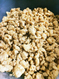 甘めの味付け♡鶏そぼろ-レシピのメイン写真