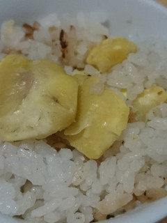 土鍋でだし炊き⭐栗ごはん♪(*^^*)-レシピのメイン写真