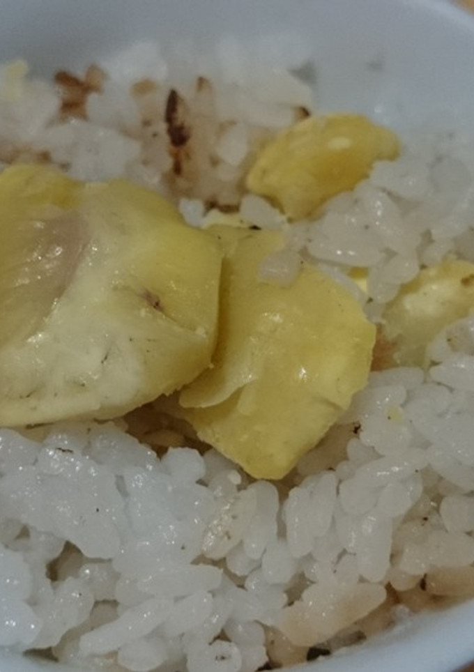 土鍋でだし炊き⭐栗ごはん♪(*^^*)-レシピのメイン写真