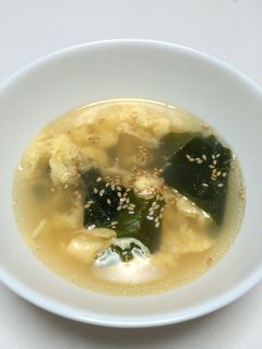 簡単5分!卵とわかめのスープ-レシピのメイン写真