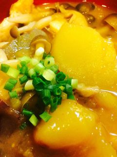 ♡秋の味覚⁑茸と薩摩芋の美味な味噌汁♬-レシピのメイン写真