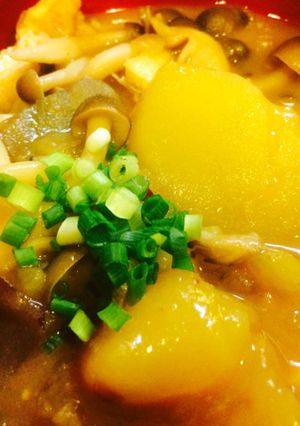 ♡秋の味覚⁑茸と薩摩芋の美味な味噌汁♬-レシピのメイン写真