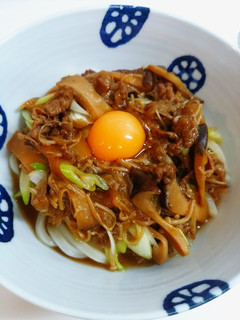 たっぷりきのこと牛肉の和風煮込み-レシピのメイン写真