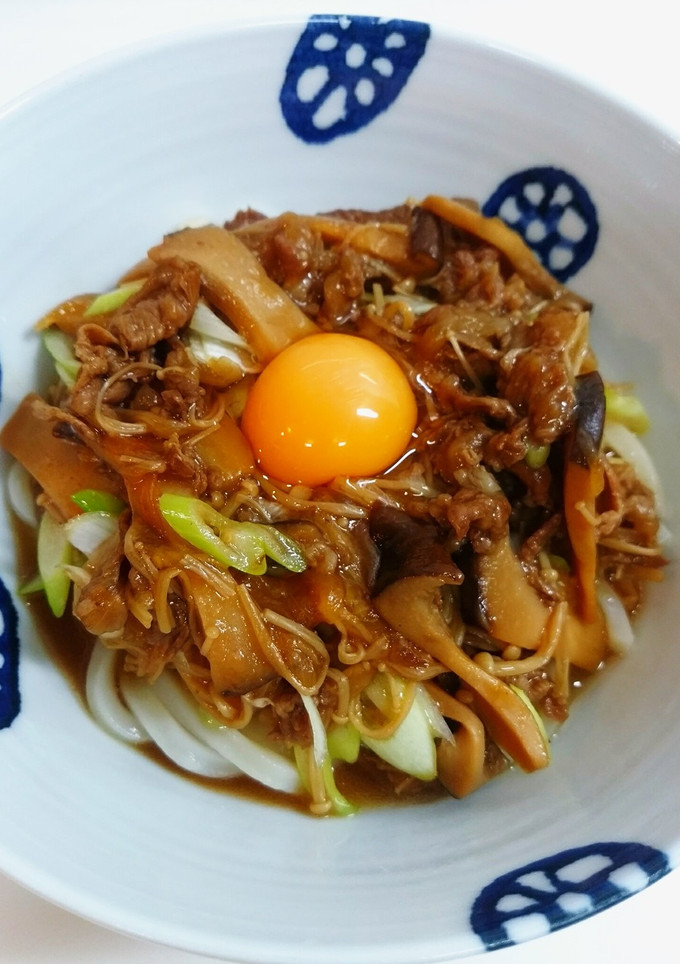 たっぷりきのこと牛肉の和風煮込み-レシピのメイン写真