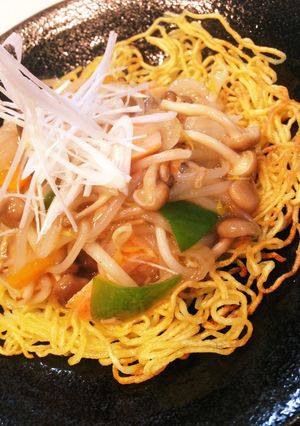 ☆秋鮭の具沢山塩あんかけかた焼きそば-レシピのメイン写真