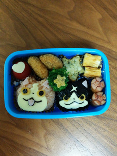 妖怪ウォッチフユニャンジバニャンキャラ弁-レシピのメイン写真