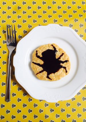 ハロウィン朝ごはん☆スパイダーパンケーキ-レシピのメイン写真