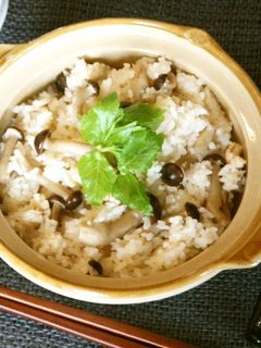 鶏だんごとしめじの炊き込みごはん-レシピのメイン写真