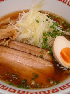 鶏がらスープで♪ ラーメン(醤油味)-レシピのメイン写真