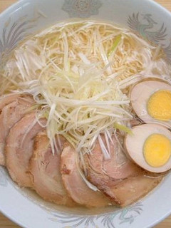 鶏がらスープで♪ ラーメン(塩味)-レシピのメイン写真