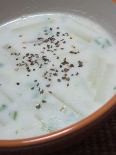 エコクッキング♪大根菜と皮でミルクスープ-レシピのメイン写真