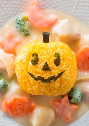 ハロウィーンパンプキンライスの飾り付け-レシピのメイン写真