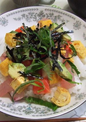 カラフルなコロコロ海鮮丼-レシピのメイン写真
