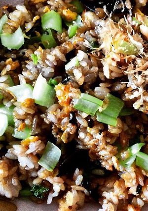 【簡単】昆布と小松菜の和風チャーハン-レシピのメイン写真
