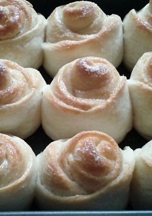 カリッフワ~♪薔薇のちぎりパン♪-レシピのメイン写真