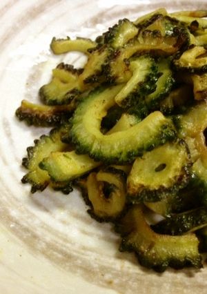 ゴーヤのちょっとまろやか炒めカレー風味♪-レシピのメイン写真