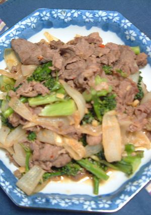 ブロッコリーと牛肉のピリ辛炒め-レシピのメイン写真
