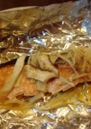 *鮭のホイル焼き*㊦はじゃがいも♪-レシピのメイン写真