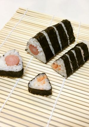 海苔に秘密△かわいい連続三角チビおにぎり-レシピのメイン写真