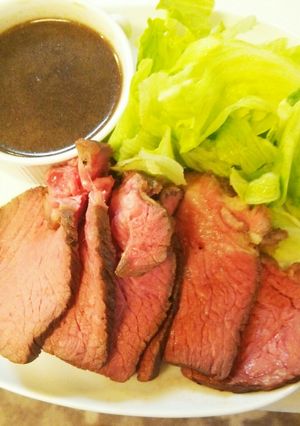 ワインのお供。ローストビーフ-レシピのメイン写真
