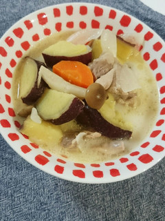 秋の味覚☆さつま芋&きのこクリーム煮-レシピのメイン写真