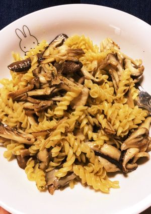 すだち香るきのこのショートパスタ-レシピのメイン写真