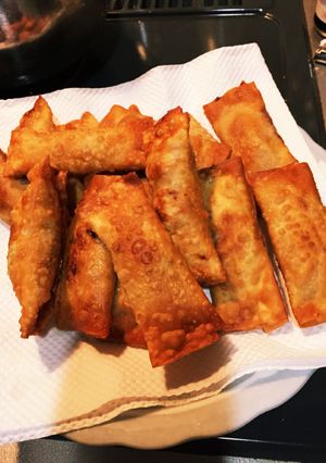 秋っぽく☆鮭ときのこで味噌バター春巻き-レシピのメイン写真