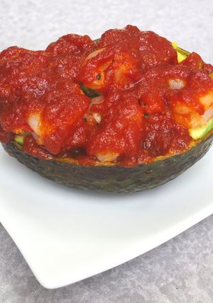 【豪快】エビとアボカドのアメリケーヌ焼き-レシピのメイン写真