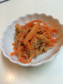 お弁当に!人参とツナのちょい醤油炒め-レシピのメイン写真