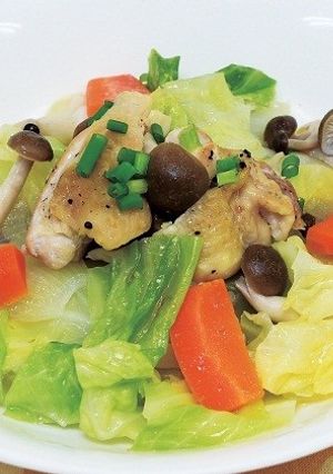 嬬恋キャベツと鶏肉の蒸し焼き-レシピのメイン写真