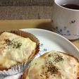 ランチに!コストコディナーロールで鮭パン